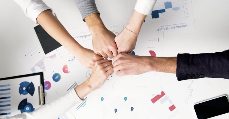 Illustration showing data transforming into dynamic ads for creative marketing